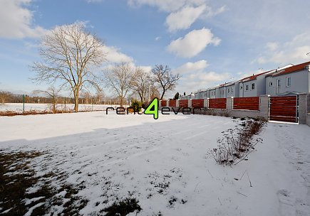 Pronájem bytu, Benice, U Císařské cesty, RD 5+kk, 176 m2, novostavba, 2x balkon, terasa, nezařízený, Rent4Ever.cz