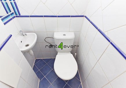 Pronájem bytu, Žižkov, Husitská, 2+kk, 46 m2, sklep, nezařízený, Rent4Ever.cz