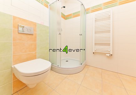 Pronájem bytu, Zličín, Lanžhotská, 1+kk, 38 m² + balkon + garážové stání, novostavba, cihla, výtah, Rent4Ever.cz