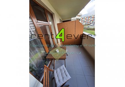 Pronájem bytu, Zličín, Lanžhotská, 1+kk, 38 m2, novostavba, cihla, balkon, výtah, garážové stání, Rent4Ever.cz