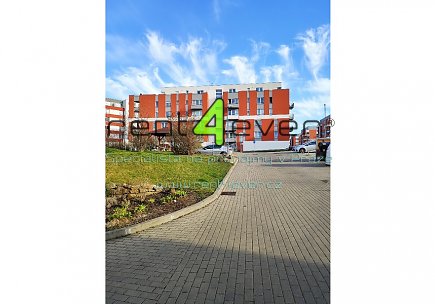 Pronájem bytu, Zličín, Lanžhotská, 1+kk, 38 m² + balkon + garážové stání, novostavba, cihla, výtah, Rent4Ever.cz