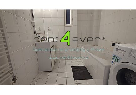 Pronájem bytu, Nusle, Pod Terebkou, byt 3+kk, 78 m2, cihla, terasa, částečně zařízený, Rent4Ever.cz