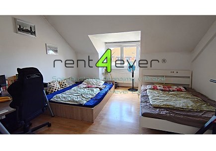 Pronájem bytu, Nusle, Pod Terebkou, byt 3+kk, 78 m2, cihla, terasa, částečně zařízený, Rent4Ever.cz