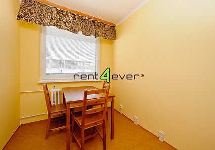 Pronájem bytu, Libeň, Podvinný mlýn, 1+1, 45 m2, lodžie, sklep, výtah, zařízený, Rent4Ever.cz