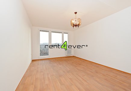 Pronájem bytu, Záběhlice, Sněženková, 3+1, 78 m2, lodžie, sklep, komora, výtah, částečně zařízený, Rent4Ever.cz