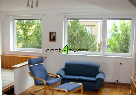 Pronájem bytu, Troja, K Haltýři, 1+kk, 40 m2, novostavba, cihla, balkon, sklep, výtah, zařízený, Rent4Ever.cz