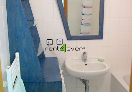 Pronájem bytu, Troja, K Haltýři, 1+kk, 40 m2, novostavba, cihla, balkon, sklep, výtah, zařízený, Rent4Ever.cz