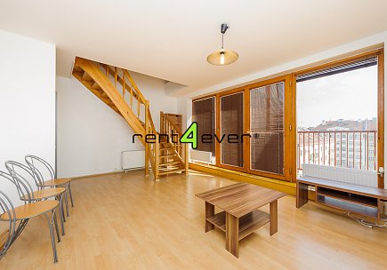 Pronájem bytu, Žižkov, Nad Ohradou, mezonet 2+kk, 60 m2, cihla, balkon, výtah, částečně zařízený, Rent4Ever.cz
