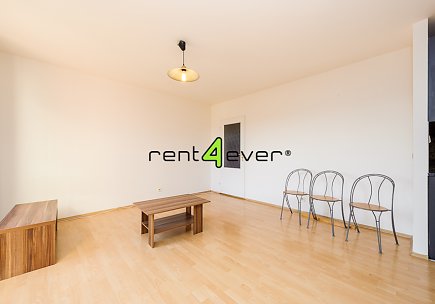 Pronájem bytu, Žižkov, Nad Ohradou, mezonet 2+kk, 60 m2, cihla, balkon, výtah, částečně zařízený, Rent4Ever.cz
