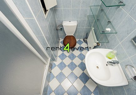 Pronájem bytu, Žižkov, Nad Ohradou, mezonet 2+kk, 60 m2, cihla, balkon, výtah, částečně zařízený, Rent4Ever.cz
