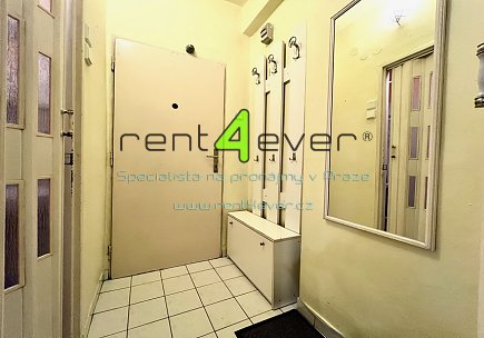 Pronájem bytu, Veleslavín, Šumberova, byt 1+kk, 25 m2, zařízený nábytkem, pouze pro 1 osobu, Rent4Ever.cz