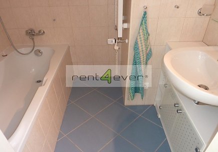 Pronájem bytu, Metro C Prosek, byt 2+kk, 60 m2, novostavba, po rekonstrukci, terasa, sklep, garáž, Rent4Ever.cz