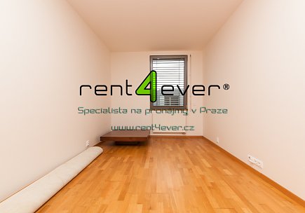 Pronájem bytu, Prosek, Na Prosecké vyhlídce, 3+kk, 90 m2, novostavba, garáž, výtah, nezařízený, Rent4Ever.cz