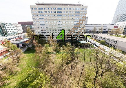 Pronájem bytu, Nusle, Kotorská, 1+1, 36 m2, lodžie, komora, výtah, zařízený, Rent4Ever.cz