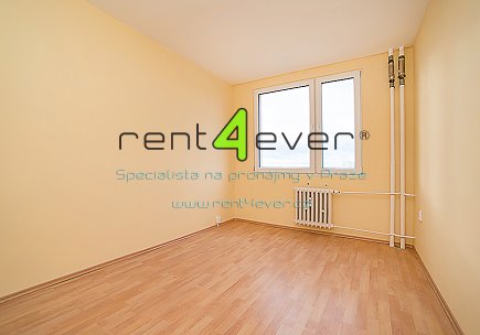 Pronájem bytu, Kobylisy, Kaňkovského, 2+kk, 44 m2, po kompletní rekonstrukci, lodžie, nezařízený, Rent4Ever.cz