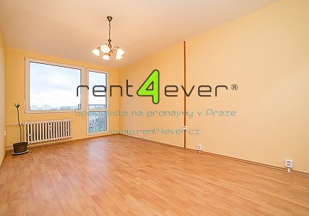 Pronájem bytu, Kobylisy, Kaňkovského, 2+kk, 44 m2, po kompletní rekonstrukci, lodžie, nezařízený, Rent4Ever.cz