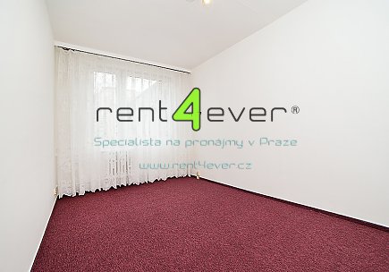 Pronájem bytu, Metro B Prosek, byt 3+1, 74 m2 s lodžií, po rekonstrukci, výtah, šatna, nezařízený, Rent4Ever.cz