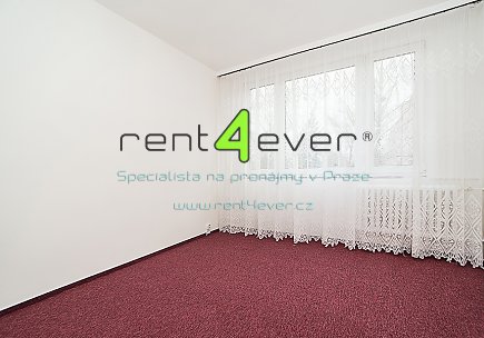 Pronájem bytu, Metro B Prosek, byt 3+1, 74 m2 s lodžií, po rekonstrukci, výtah, šatna, nezařízený, Rent4Ever.cz