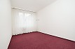 Pronájem bytu, Metro B Prosek, byt 3+1, 74 m2 s lodžií, po rekonstrukci, výtah, šatna, nezařízený, Rent4Ever.cz