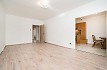 Pronájem bytu, Metro B Prosek, byt 3+1, 74 m2 s lodžií, po rekonstrukci, výtah, šatna, nezařízený, Rent4Ever.cz