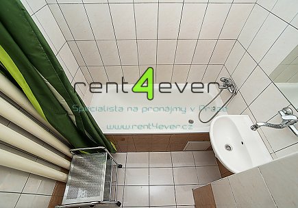 Pronájem bytu, Metro C I.P. Pavlova, 2+kk, 41 m2, cihla, sklep, výtah, nezařízený nábytkem, Rent4Ever.cz