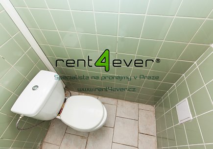 Pronájem bytu, Veleslavín, Na Petřinách, byt 1+1, 50 m2, lodžie, výtah, nezařízený, Rent4Ever.cz