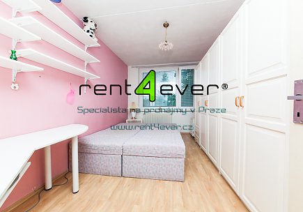Pronájem bytu, Stodůlky, Bašteckého, 3+1, 75 m2, zasklená lodžie, výtah, zařízený , Rent4Ever.cz