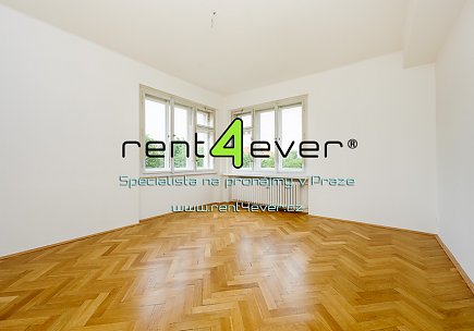 Pronájem bytu, Vršovice, Bělocerkevská, 3+1 ve vile, 72 m2, cihla, komora, zařízený nábytkem, Rent4Ever.cz