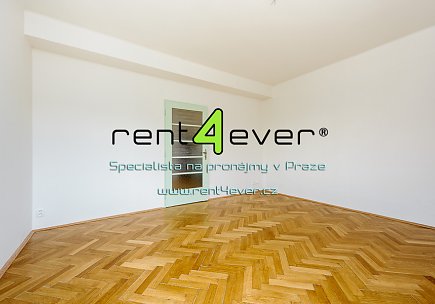 Pronájem bytu, Vršovice, Bělocerkevská, 3+1 ve vile, 72 m2, cihla, komora, zařízený nábytkem, Rent4Ever.cz