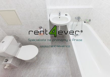 Pronájem bytu, Metro B Černý Most, Bryksova, byt 2+kk, 39 m2, výtah, vybavený nábytkem, Rent4Ever.cz