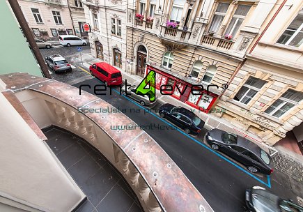 Pronájem bytu, Metro B Národní třída, 5+kk, 150 m2, cihla, sklep, nezařízený, Rent4Ever.cz