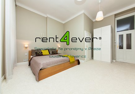 Pronájem bytu, Metro B Národní třída, 5+kk, 150 m2, cihla, sklep, nezařízený, Rent4Ever.cz
