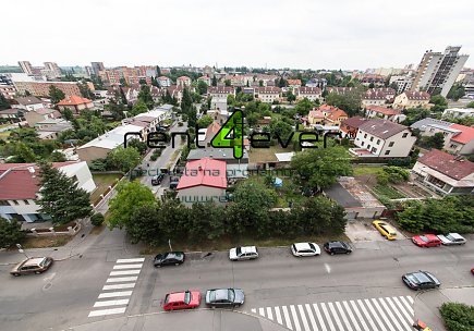 Pronájem bytu, Letňany, ul. Kuželova, 2+kk, 47 m2, balkon, sklep, výtah, zařízený nábytkem, Rent4Ever.cz