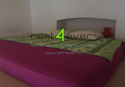 Pronájem bytu, Bubeneč, Kamenická, byt 1+1, 40 m2, cihla, sklep, výtah, částečně zařízený nábytkem, Rent4Ever.cz