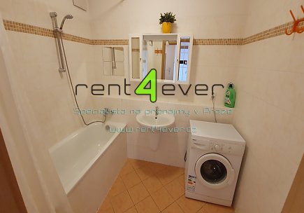 Pronájem bytu, Řepy, Skuteckého, 3+kk, 89m2, novostavba, balkon 5 m2, sklep 4 m2, částečně zařízený, Rent4Ever.cz