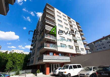 Pronájem bytu, Košíře, Černochova, byt 1+kk, 29 m2, novostavba, výtah, bezbariérový, vybavený, Rent4Ever.cz