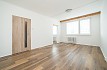 Pronájem bytu, Metro C Opatov, Valentova, byt 1+kk, 32 m2, po rekonstrukci, sklep, výtah, Rent4Ever.cz