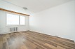 Pronájem bytu, Metro C Opatov, Valentova, byt 1+kk, 32 m2, po rekonstrukci, sklep, výtah, Rent4Ever.cz