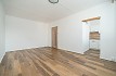 Pronájem bytu, Metro C Opatov, Valentova, byt 1+kk, 32 m2, po rekonstrukci, sklep, výtah, Rent4Ever.cz