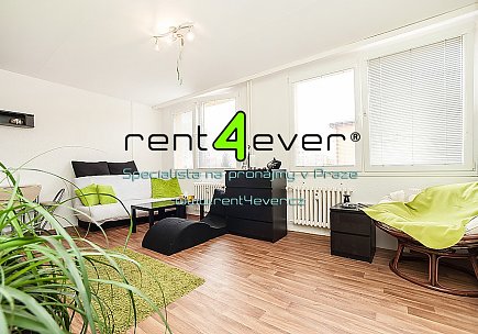 Pronájem bytu, Řepy, Nevanova, 1+kk, 38 m2, sklep, výtah, bezbariérový, pračka, lednice, zařízený, Rent4Ever.cz