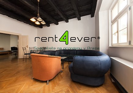 Pronájem bytu, Malá Strana, Jánský vršek, 2+1, 75 m2, cihla, komora, zařízený, Rent4Ever.cz