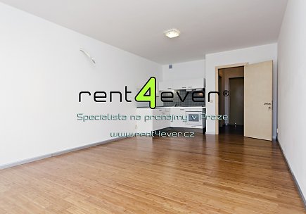 Pronájem bytu, Metro A Veleslavín, Adamova, 1+kk, 33 m2, novostavba, balkon 7 m2, výtah, nezařízený, Rent4Ever.cz
