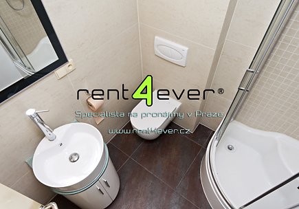 Pronájem bytu, Metro A Veleslavín, Adamova, 1+kk, 33 m2, novostavba, balkon 7 m2, výtah, nezařízený, Rent4Ever.cz