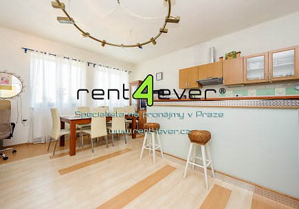 Pronájem bytu, Šestajovice, K Remízkům, byt 3+kk v RD, 110 m2, zahrada, zařízený, Rent4Ever.cz