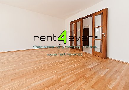 Pronájem bytu, Libeň, Valčíkova, byt 3+1, 97 m2, ve vile, cihla, zahrada, nezařízený nábytkem, Rent4Ever.cz