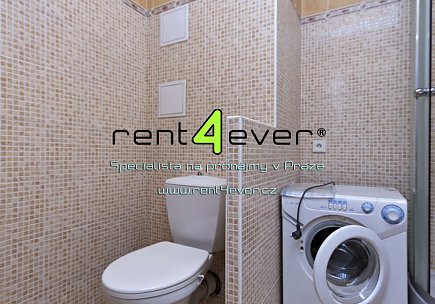 Pronájem bytu, Chodov, Hrdličkova, 2+kk, 46 m2, po rekonstrukci, sklep, výtah, nezařízený nábytkem, Rent4Ever.cz