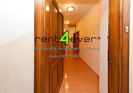 Pronájem bytu, Smíchov, Zapova, atypický mezonet 4+1, 182 m2, cihla, terasa, zahrada, zařízený  , Rent4Ever.cz