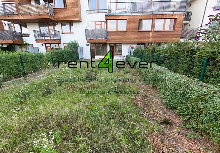 Pronájem bytu, Libeň, Nad Okrouhlíkem, novostavba, 2+kk, 48 m2, cihla, zahrada, nezařízený, Rent4Ever.cz
