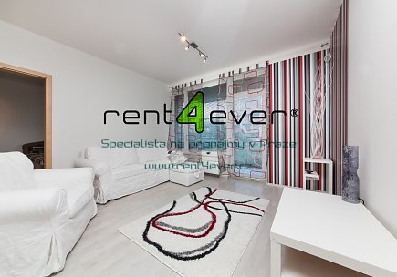 Pronájem bytu, Libeň, Nad Okrouhlíkem, novostavba, 2+kk, 48 m2, cihla, zahrada, nezařízený, Rent4Ever.cz