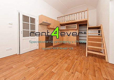 Pronájem bytu, Metro A, C Muzeum, Mezibranská, byt 2+kk, 40 m2, cihla, vybavený nábytkem, Rent4Ever.cz